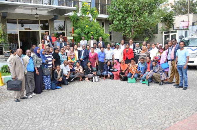 The workshop attendees posed for a group picture 